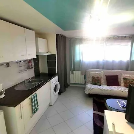 Quartier Hopitaux 5 Min Du Centre, Studio Coquet 아파트 몽펠리에