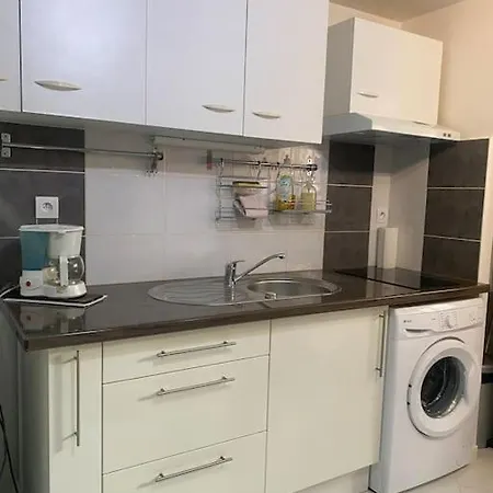 아파트 Quartier Hopitaux 5 Min Du Centre, Studio Coquet *
