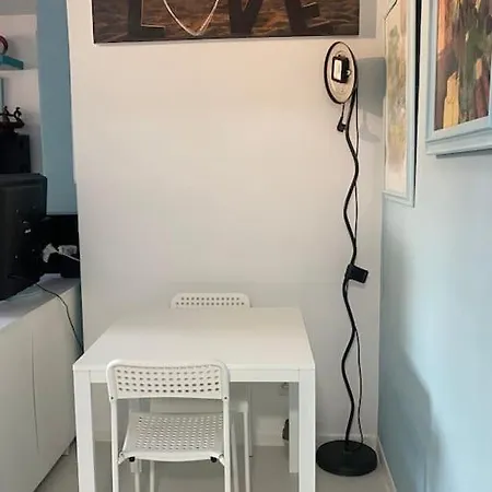 Quartier Hopitaux 5 Min Du Centre, Studio Coquet 몽펠리에